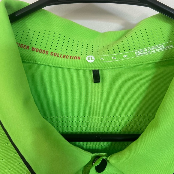 Nike gold shirt - Picture 2 of 2